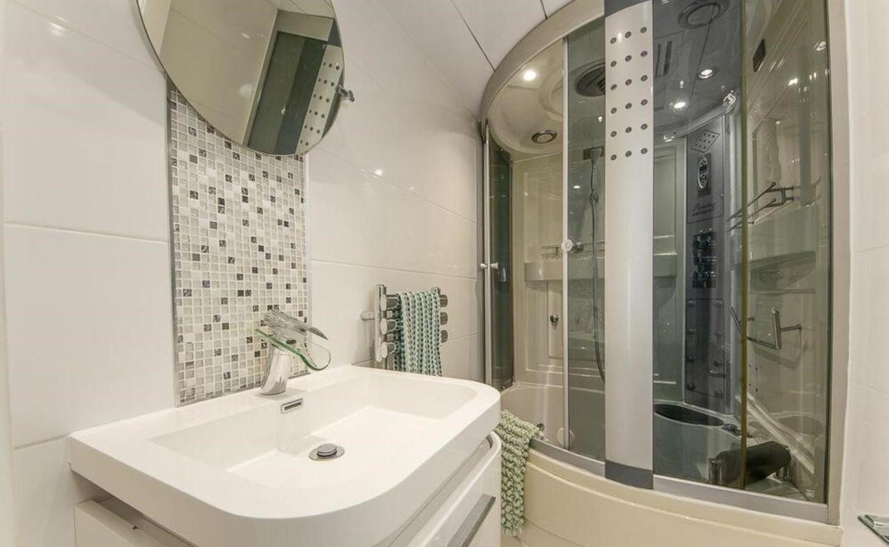 Loveliest Homes Paignton - Casa Marina - 3 Bed, 2 Bathroom House, Balcony, Parking Exteriör bild